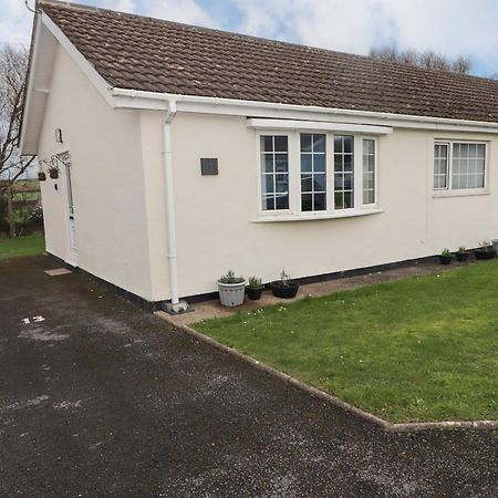 13 Gower Holiday Village Swansea Ngoại thất bức ảnh