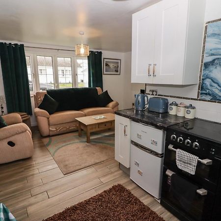 13 Gower Holiday Village Swansea Ngoại thất bức ảnh