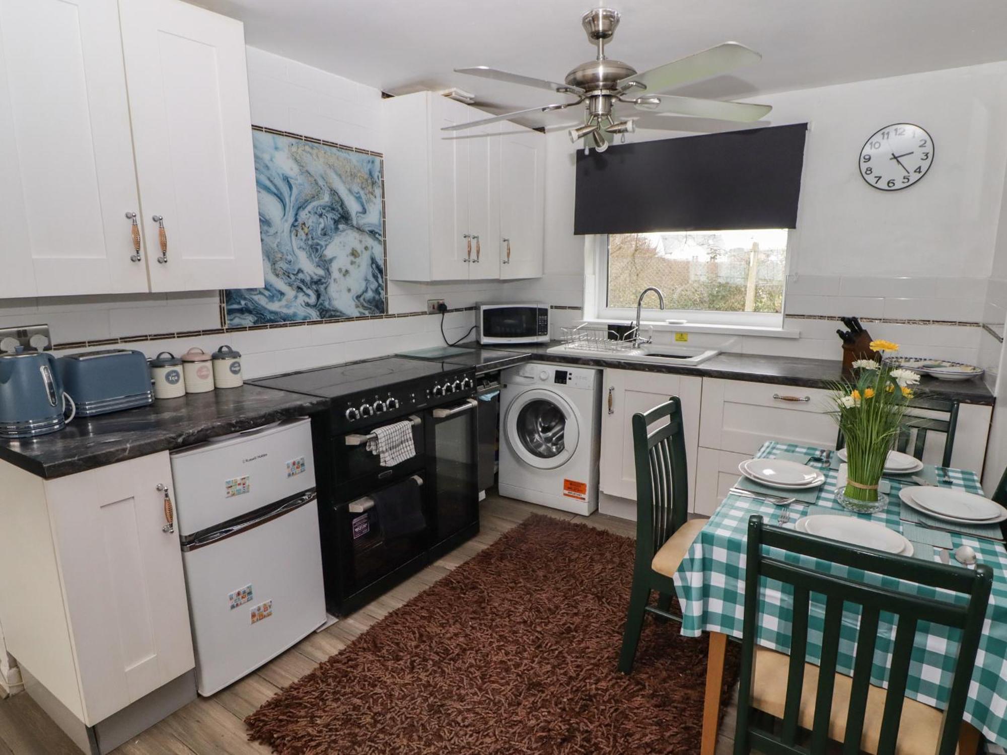 13 Gower Holiday Village Swansea Ngoại thất bức ảnh