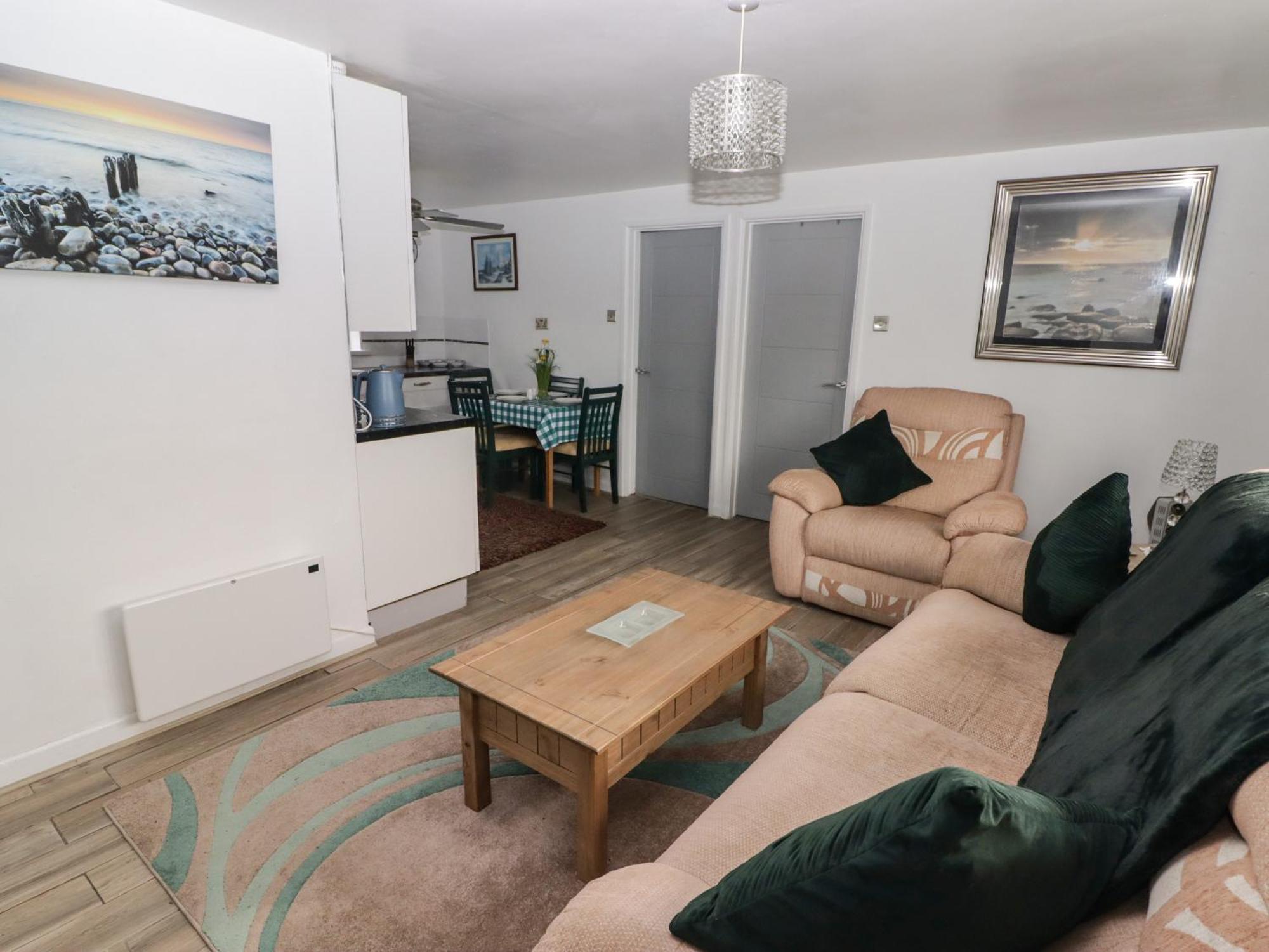 13 Gower Holiday Village Swansea Ngoại thất bức ảnh