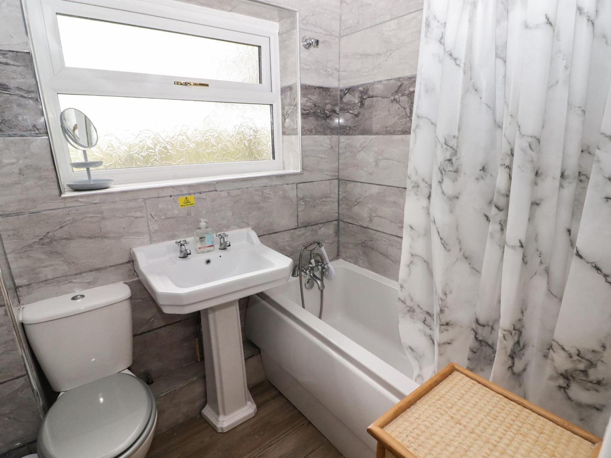 13 Gower Holiday Village Swansea Ngoại thất bức ảnh