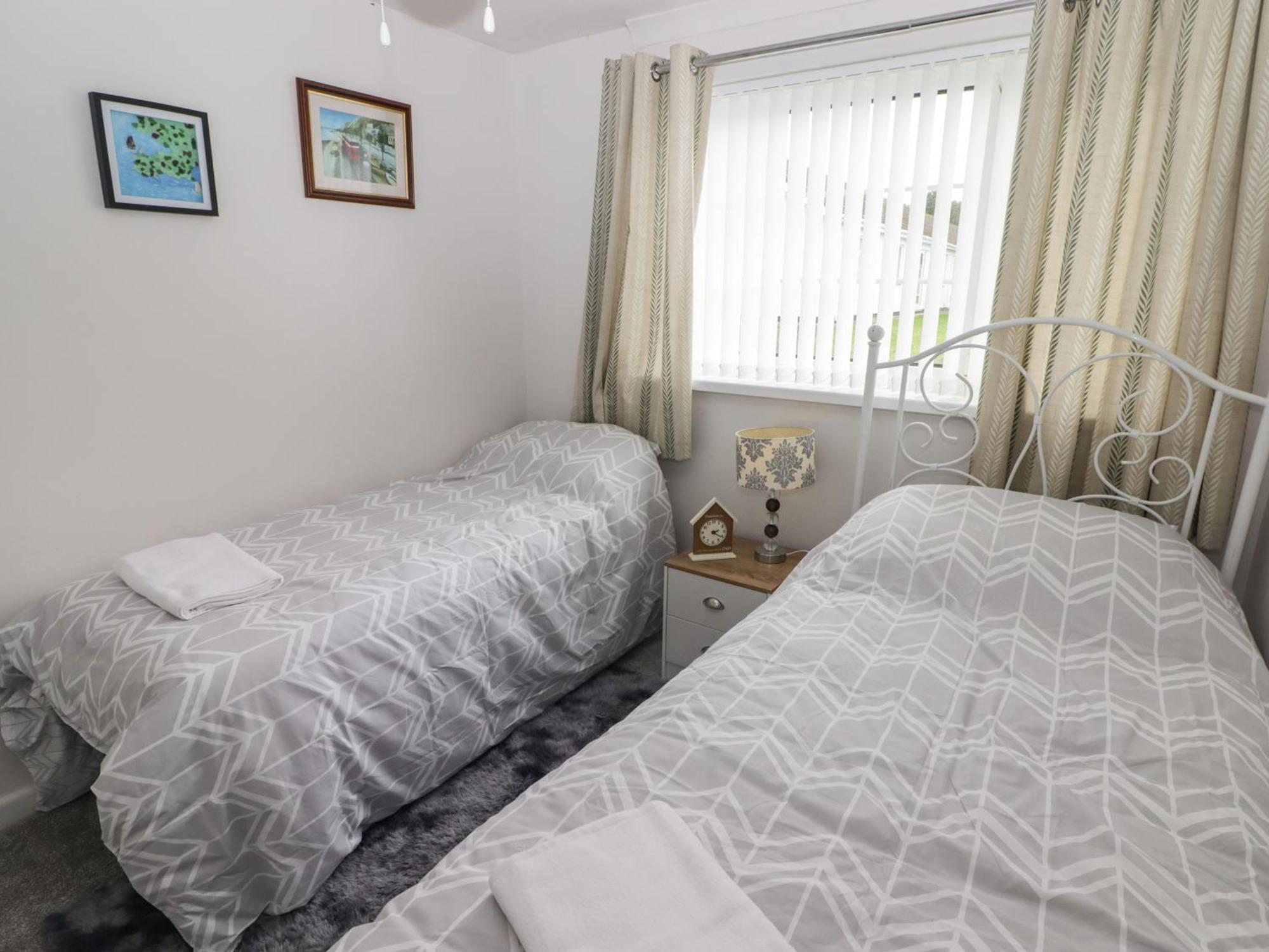 13 Gower Holiday Village Swansea Ngoại thất bức ảnh